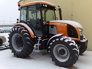 Úpravy traktorů pro montáž sekaček - Zetor