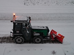 Malotraktor s radlicí