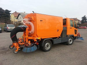 Nástavba zametače K-2 se zadním sáním na podvozku Multicar