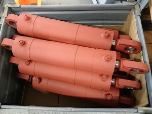 HZZ Hydraulické válce zvedacího zařízení 