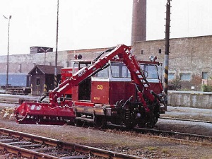 Sekačka STP-D na drezíně (přetočené nože)